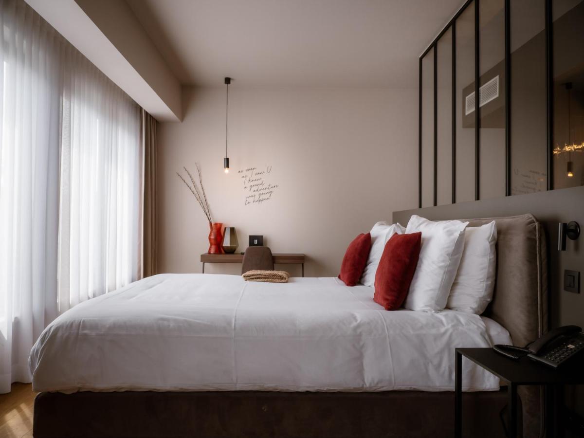U Eat & Sleep Antwerp Hotel Luaran gambar