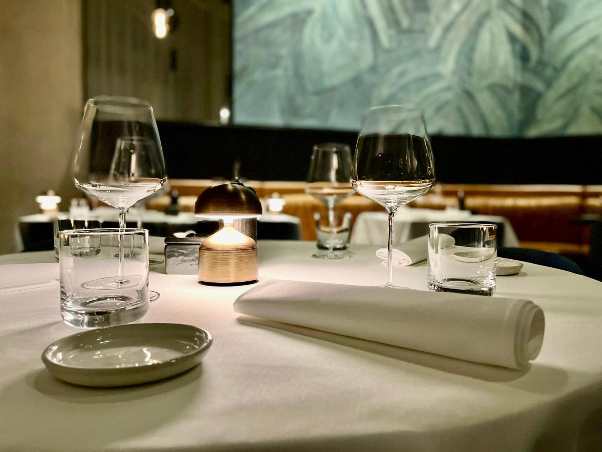 U Eat & Sleep Antwerp Hotel Luaran gambar