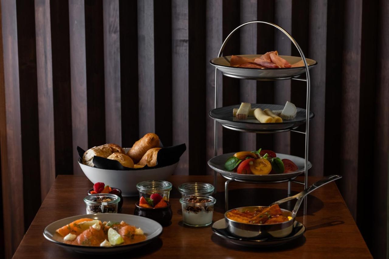 U Eat & Sleep Antwerp Hotel Luaran gambar