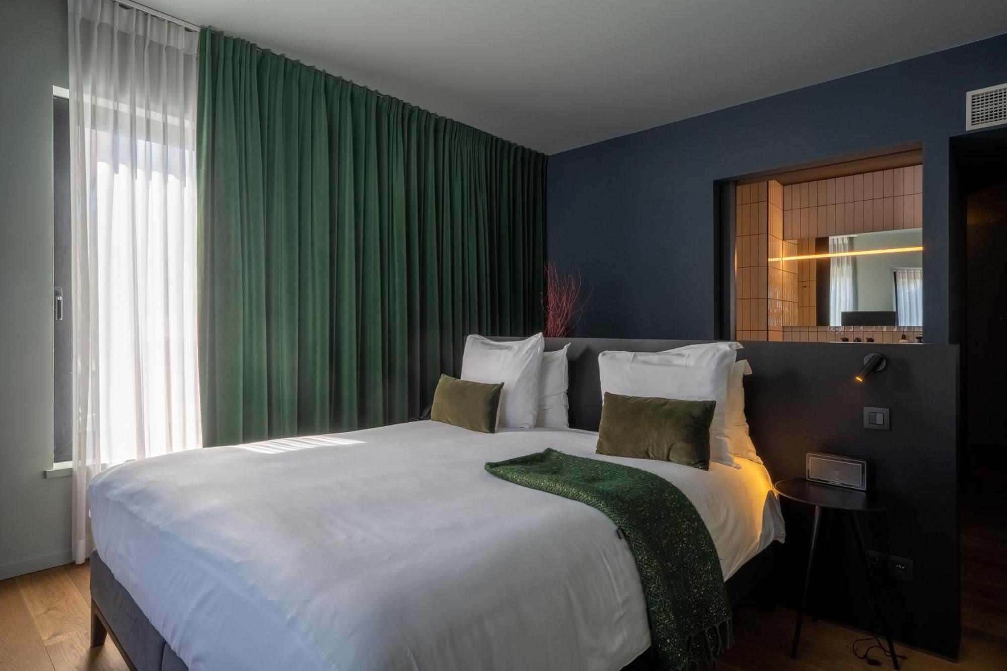 U Eat & Sleep Antwerp Hotel Luaran gambar