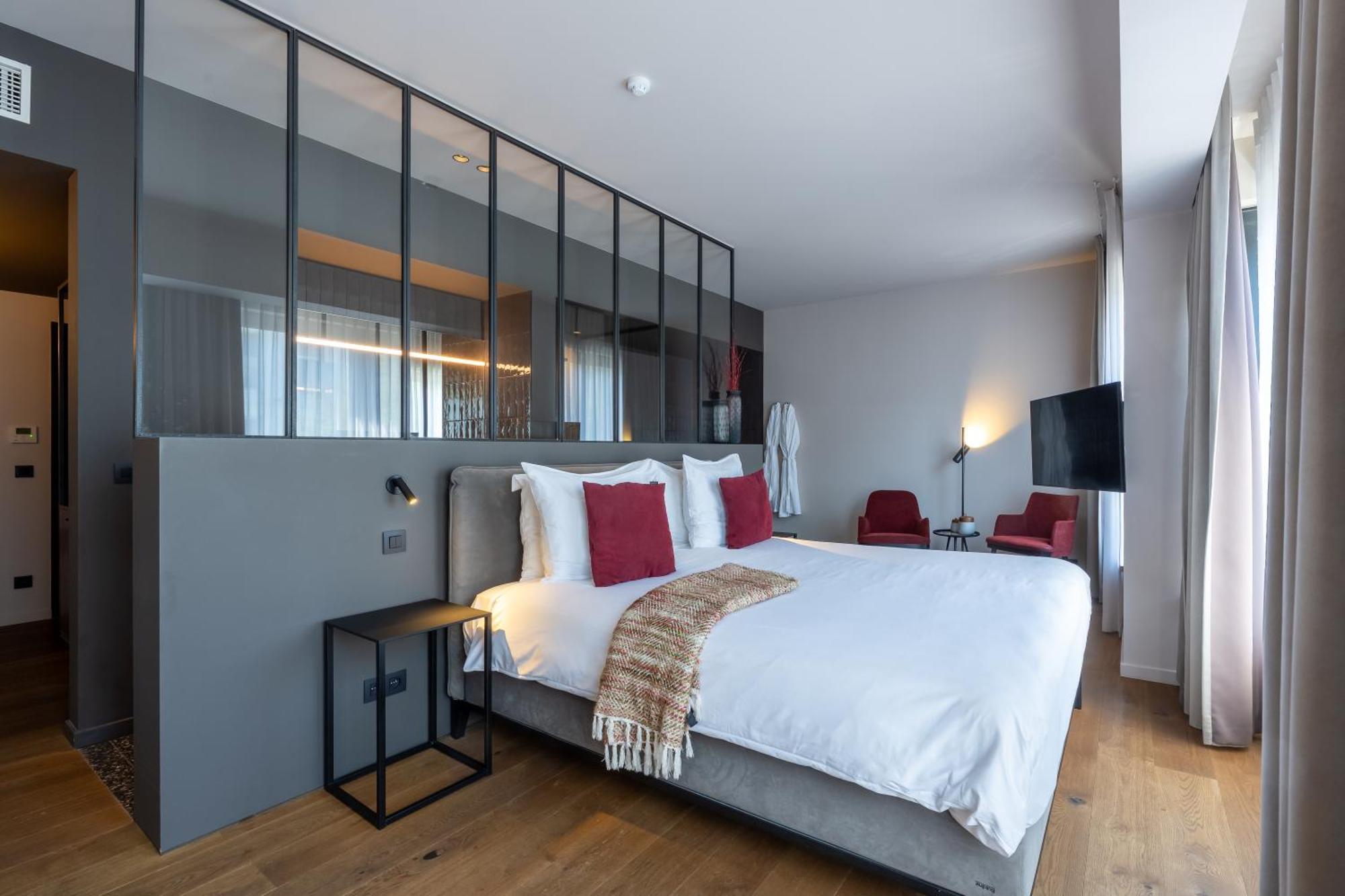 U Eat & Sleep Antwerp Hotel Luaran gambar