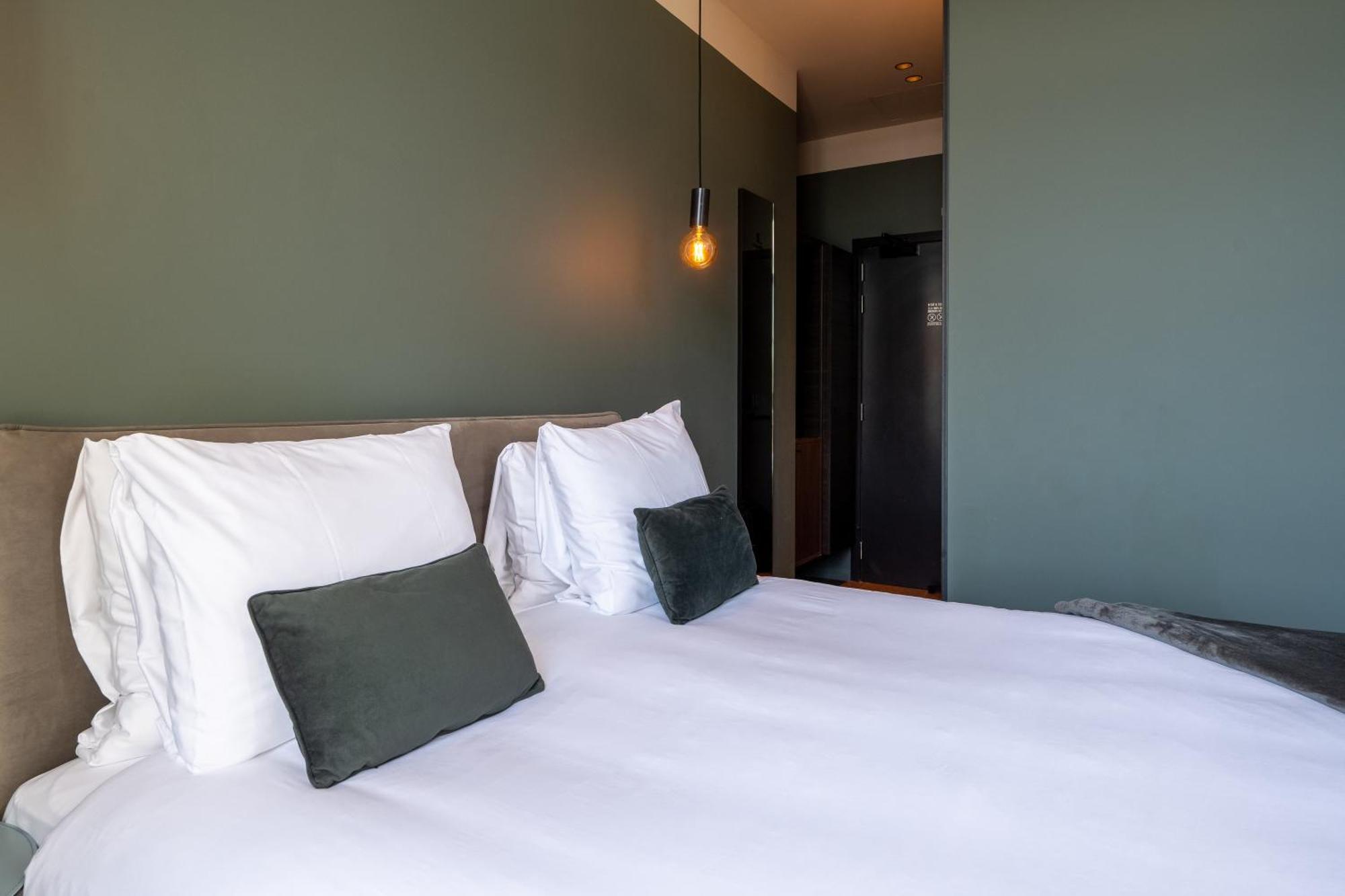 U Eat & Sleep Antwerp Hotel Luaran gambar