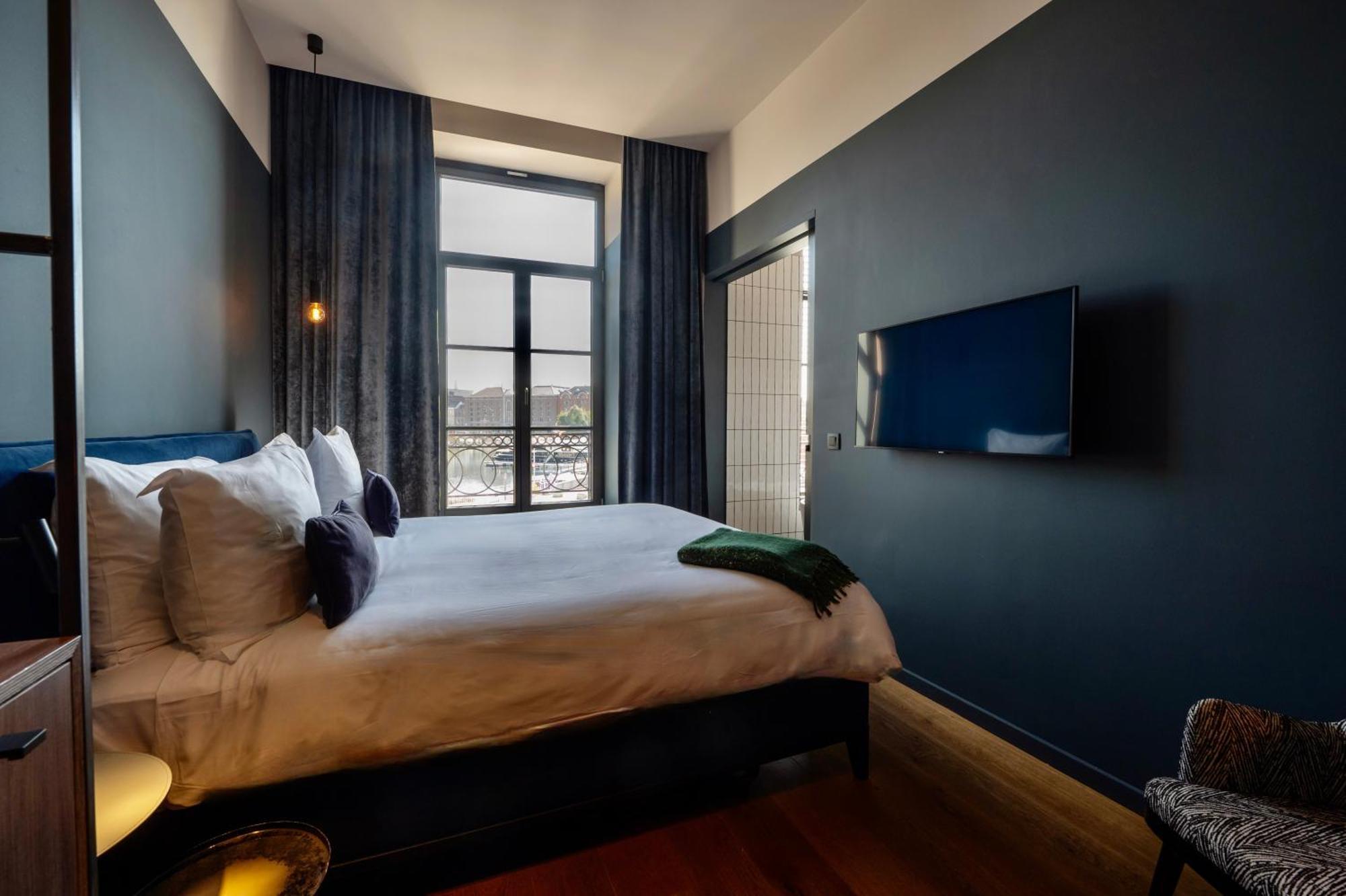 U Eat & Sleep Antwerp Hotel Luaran gambar