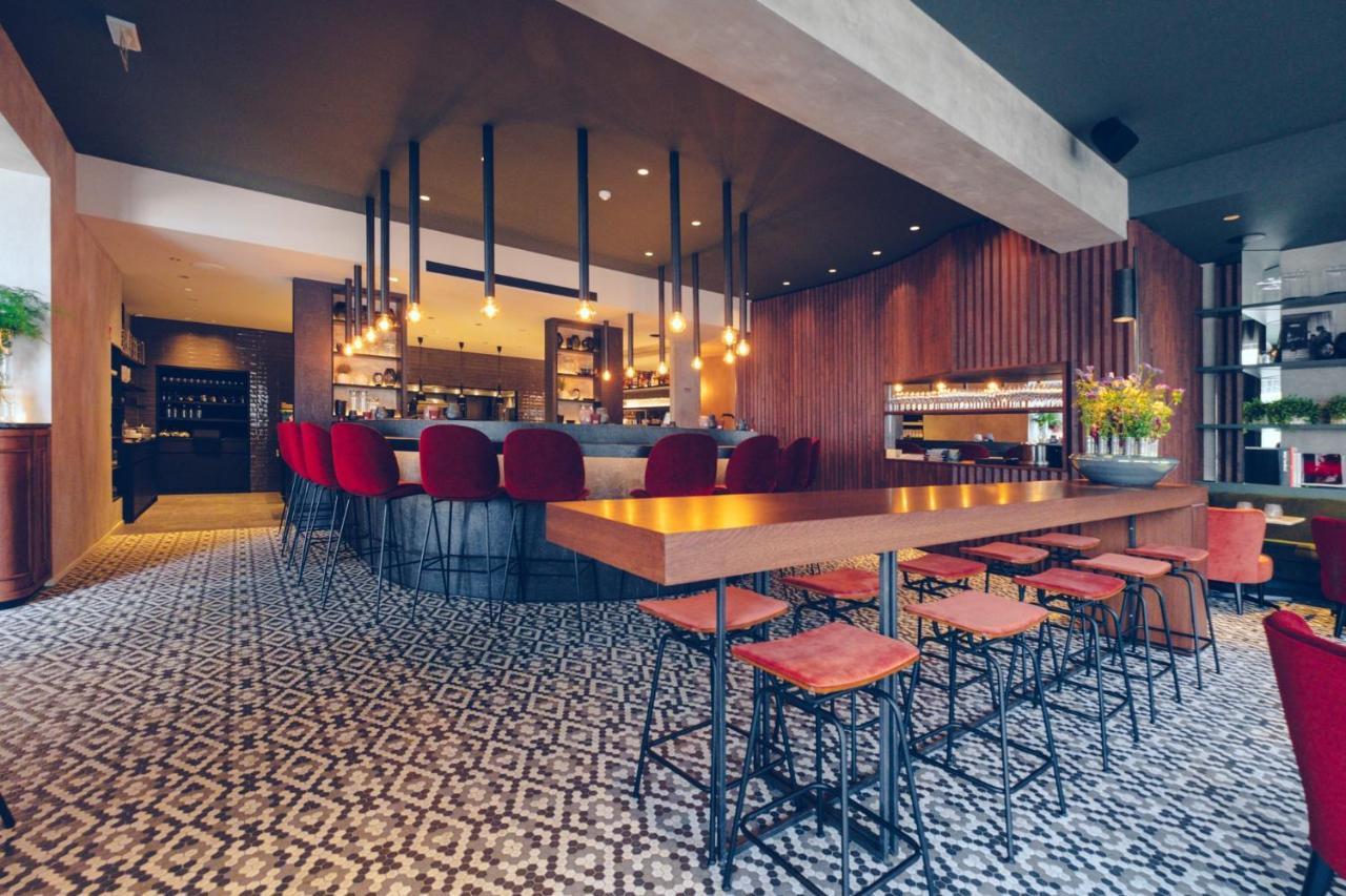 U Eat & Sleep Antwerp Hotel Luaran gambar